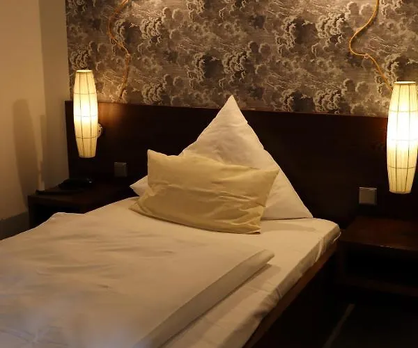 Thuns Dorfkrug Hotell 3*